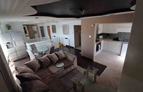 Unique two bedroom apartment - Photo 9