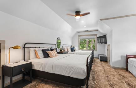 Pool • Hot Tub • Game Room • Fire Pit • Lakefront Paradise Pointe by AvantStay - Foto 84