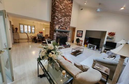 Eagles Nest Mansion - Foto 3