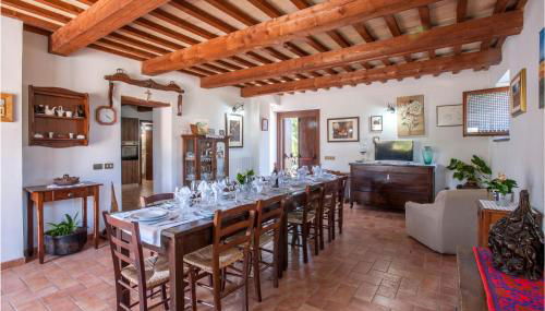 Lovely Home In Tolentino With Kitchen - Foto 4