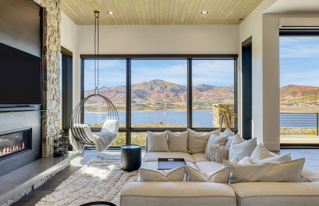 Reflection by Avantstay Sleeps 18 Lake Views Hot Tub Game Room - Foto 6