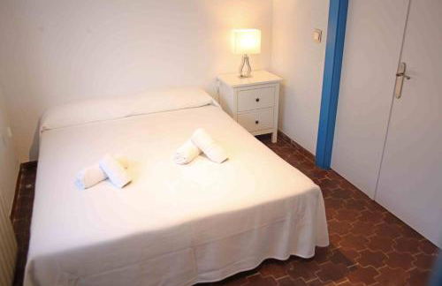 Superb Seafront Villa - Photo 19