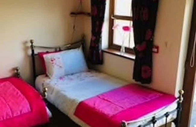 Cherry Tree Cottage Hillsborough - Moira - Photo 4