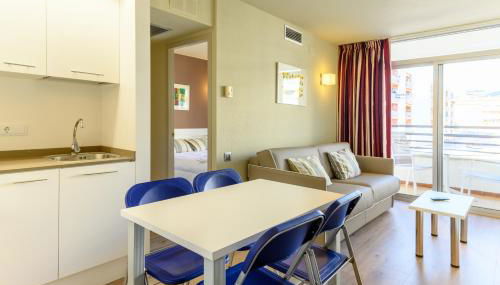 Medplaya Aparthotel Esmeraldas - Photo 5