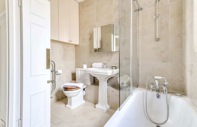 St. James / Westminster Apartment - Foto 16