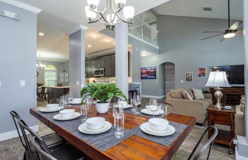 Phenomenal 7BR 4 Master Suites Southeast Pool Hot Tub Gas BBQ 2 Miles to Disney - Foto 25