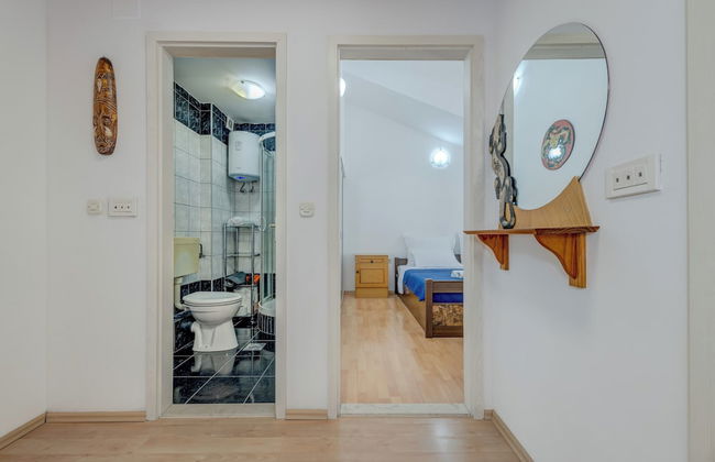 Spacious Apartment w Three Balconies and Parking - Foto 22