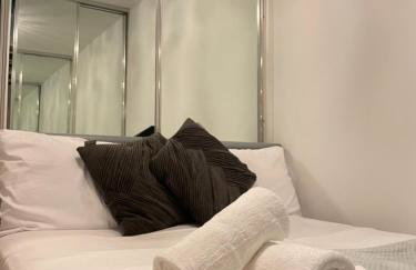 Wharf Inn Premier Apartment Central Manchester - Free Private Parking - Foto 9