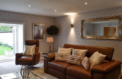 Apple Tree House - Photo 4