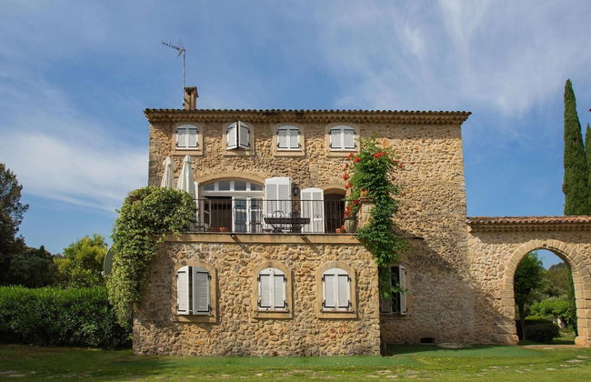 Chateau in Lorgues With Pool & Vineyard Views - Foto 33