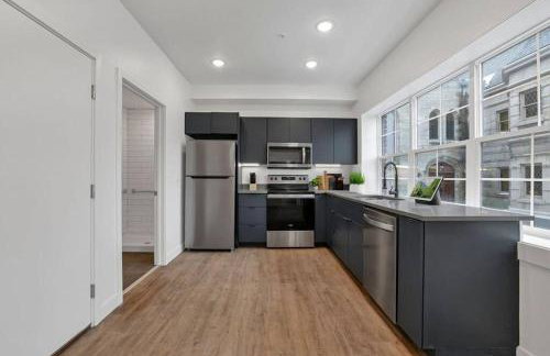 Modern Apartment with Pool Table! Pet-friendly! - Foto 15