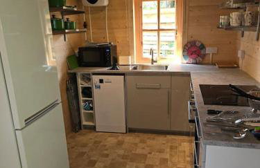 Spruce Cabin - Cabins at Aithernie, East Fife - Foto 8