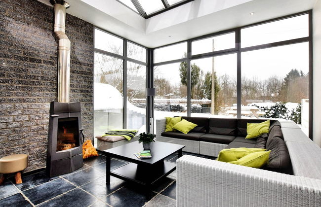 Luxurious Holiday Home in Courtil with Hot Tub - Photo 18