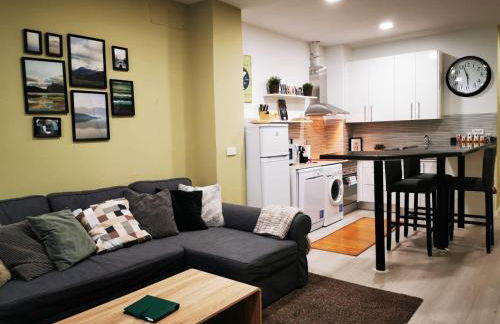 Your comfy stay in the Center of Madrid w parking - Foto 1