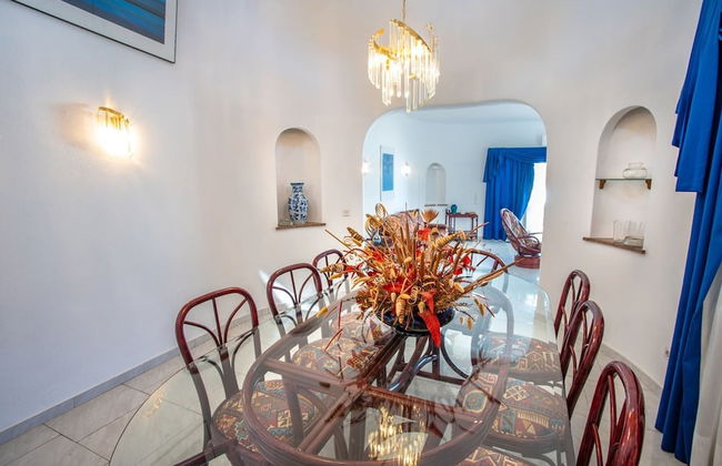 Joana Stunning Villa IS A 10 MIN Walk TO THE BEA - Foto 18