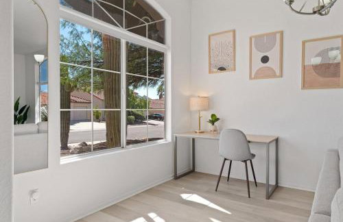 Catalina Pool-side Hideaway 4 Bed 3 Bath - Foto 2