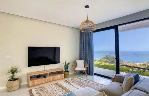 Noah - Private Sunset Hideaway by LovelyStay - Photo 4