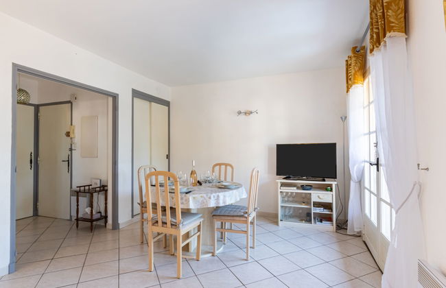 1 bedroom Apartment in Carqueiranne with garden - Photo 7