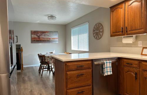 Betty's Place II - Photo 3