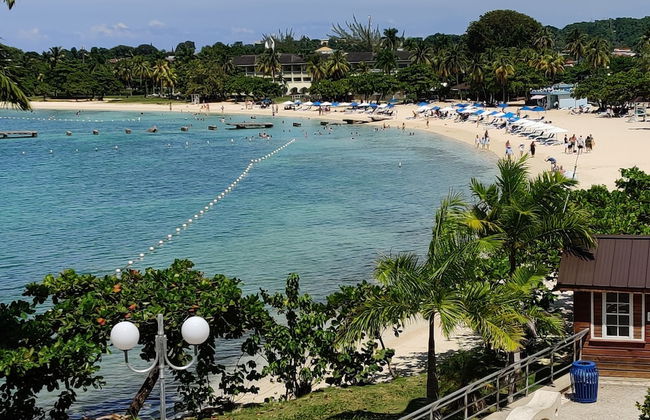 Fisherman's Point Ocean View Hotel - Photo 44