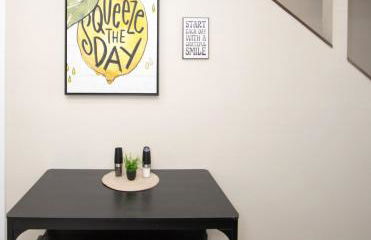 Stylish Lemon 2BR and 3BA Townhouse - Foto 16