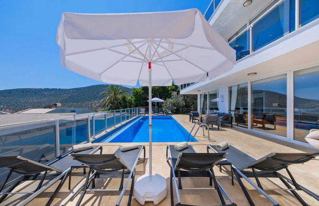 Villa Lumiere 3 Luxurious 5 bed Villa in Kiziltas Kalkan With sea Views - Photo 40