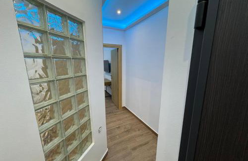 Modern Athens Suite - 160m from Metro - 3min Piraeus Port - 6 Guests - Foto 21