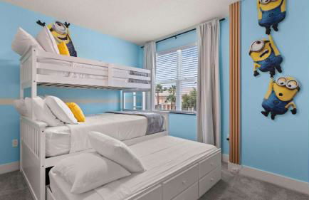 Upstay-Luxury 3BR Home w Private Pool & Games Room - Foto 27