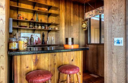 Breathtaking Beach House with Fireplace and Gorgeous Sights in Otis, Oregon - Foto 14