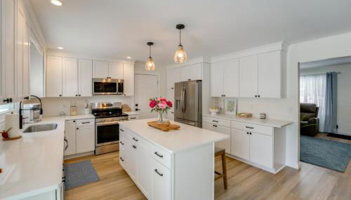 Deck, Fire Pit! Fully Updated Home Near Lake Huron - Foto 2