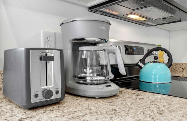 Riverfront Kayaks Bay Access Sleeps 15 - Foto 12