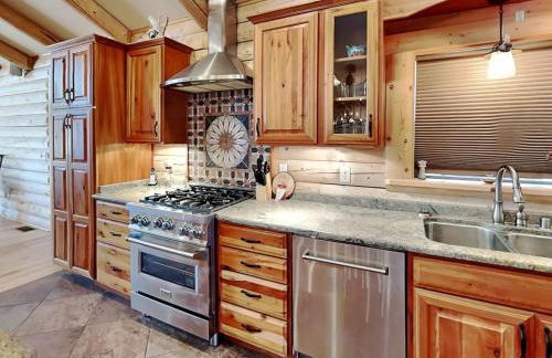 Double Eagle Manor by Ruidoso Vacation Rentals - Foto 16