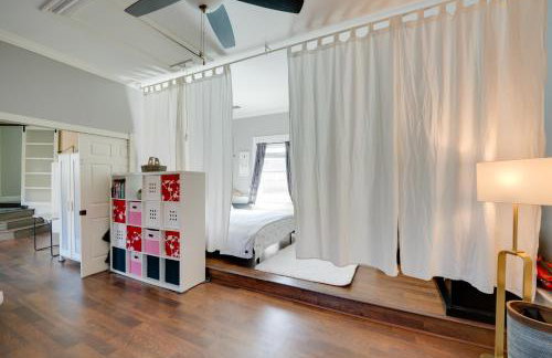 Near Joe Pool Lake! Luxe Getaway with Shared Pool - Foto 26