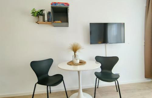 Bohotastic Apartment für bis zu 4, Terrasse, Grill - Foto 10