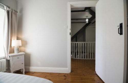 Barn Conversion - Hot Tub - Penally - Tenby - Photo 99