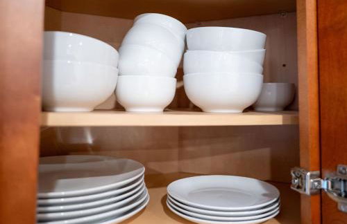 New 4 Apts-198-3 Bed Apt 1st Floor & 3 Bed Apt 2nd Floor - 1 Bed Studio Apt Ground Floor & 1 Bed Studio Apt Ground Floor near Penn Station EWR Newark NJ Airport Hospital Manhattan NYC - Foto 47