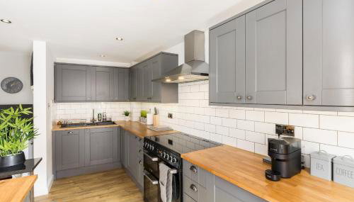 Stylish Modern 2 Bed with Parking - Pass the Keys - Foto 2, Other