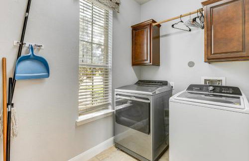 Pet-Friendly Home with Patio and Yard in Rosharon - Foto 12