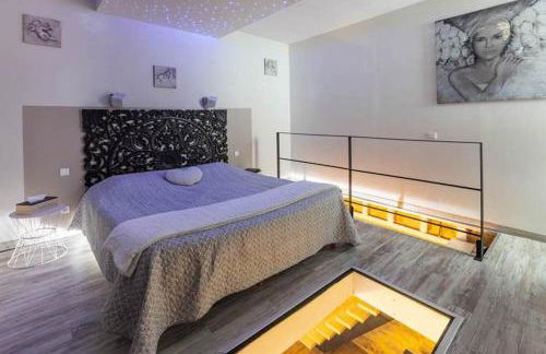 Au domaine des anges, 3 gîtes luxueux avec Jacuzzi privatif, sauna, mini-piscine, piscine extérieure chauffée en saison - Foto 7