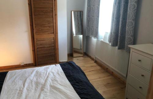 4 bedroom house walking distance to Silverstone C - Photo 10