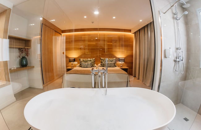 Ohasis Boutique Suites - Photo 39