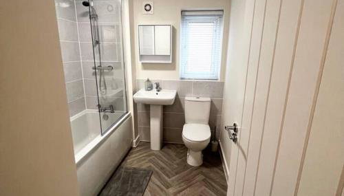 3-Bed House Sleeps 5 Free Parking - Foto 2