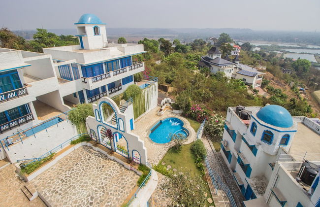 OYO 11899 Home Greek Style 4BHK Penthouse Bambolim - Foto 25