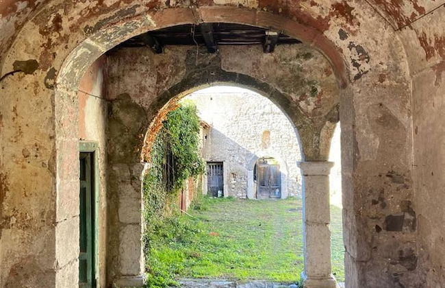 - The Artist Village - Photo 14