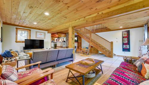 Saranac Lake Cabin with Deck Pets Welcome! - Foto 2