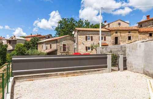 Villa Zoro with a lovely garden and a private POOL in the middle of Istria - Foto 13