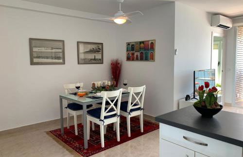 Apartamento con vistas al mar primera linea de playa del Postiguet - Photo 46