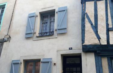 Centre Historique LAVAL - Foto 1