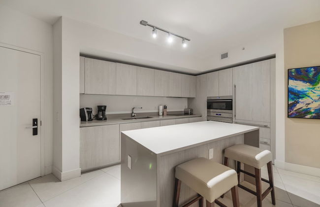 Luxury Beachfront Condos in Hollywood - Foto 78