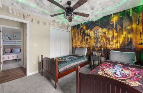 New Listing Pool and Game Room 4BR - Foto 31